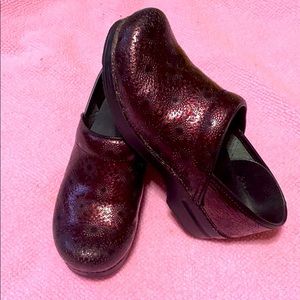 Dansko Clogs Size 39